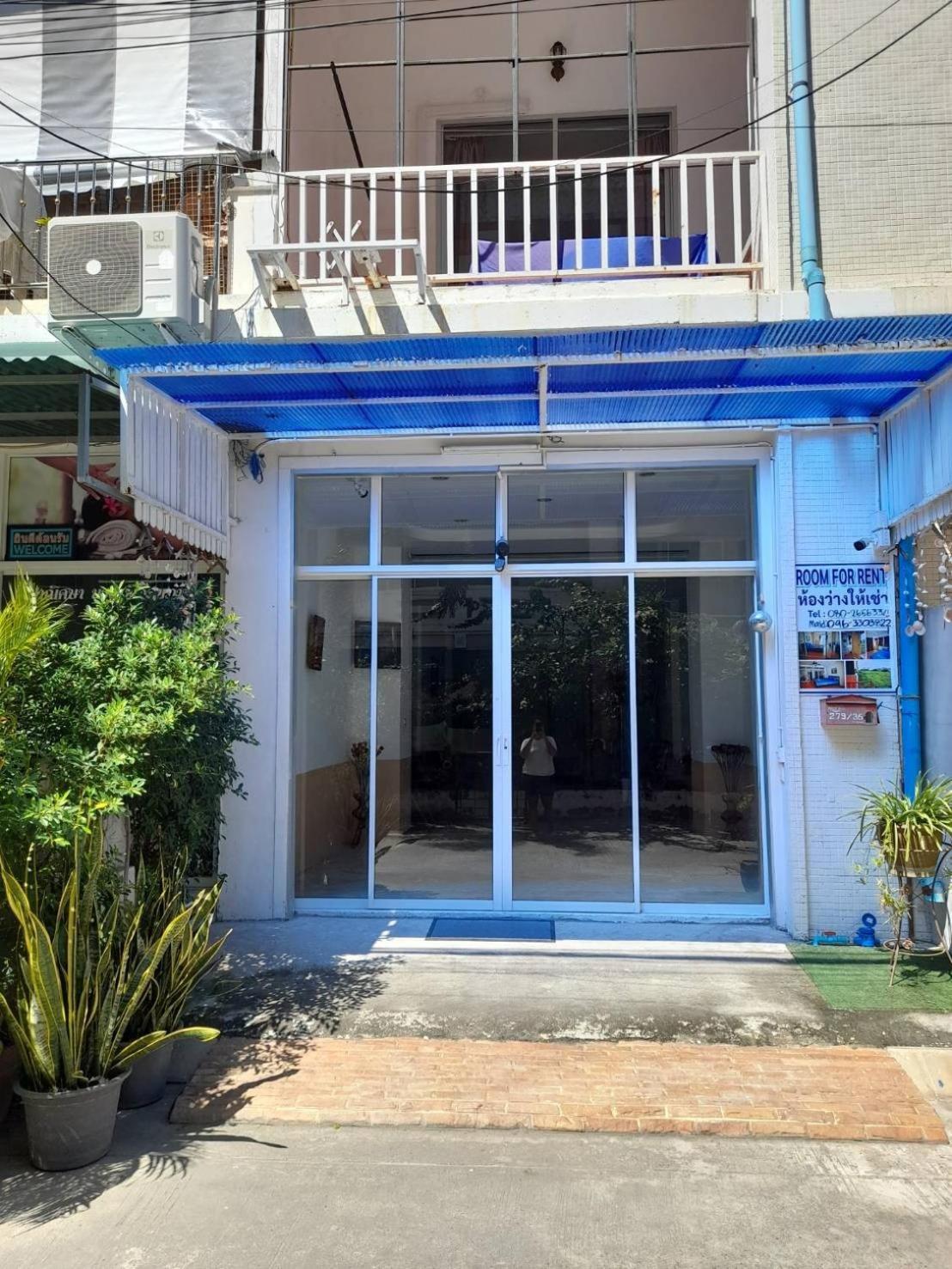 White House By Sorot ตึกขาวโดยโสรฬ Apartamento Praia de Jomtien Exterior foto